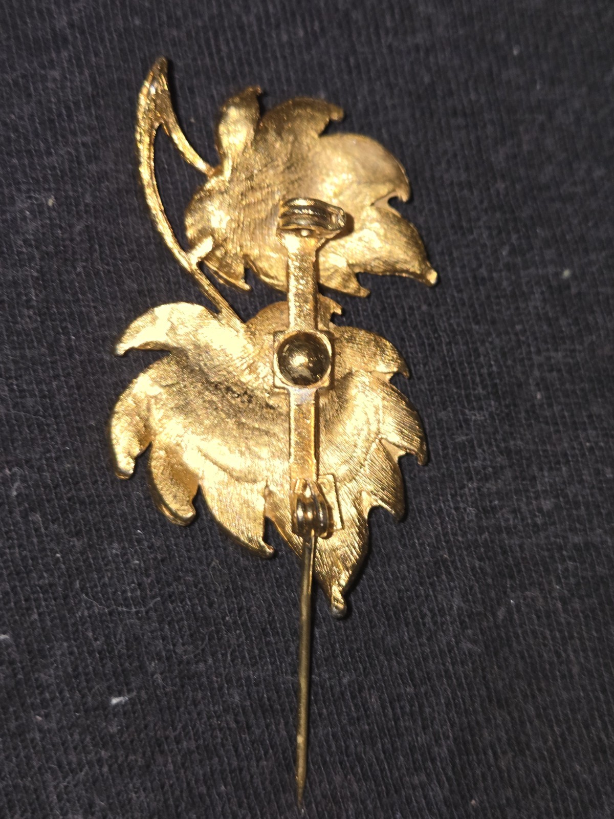 JJ”Jonette Art Nouveau Pin Brooch 2 ivory gold tone Leaves MCM 1.86″ Old Vtg