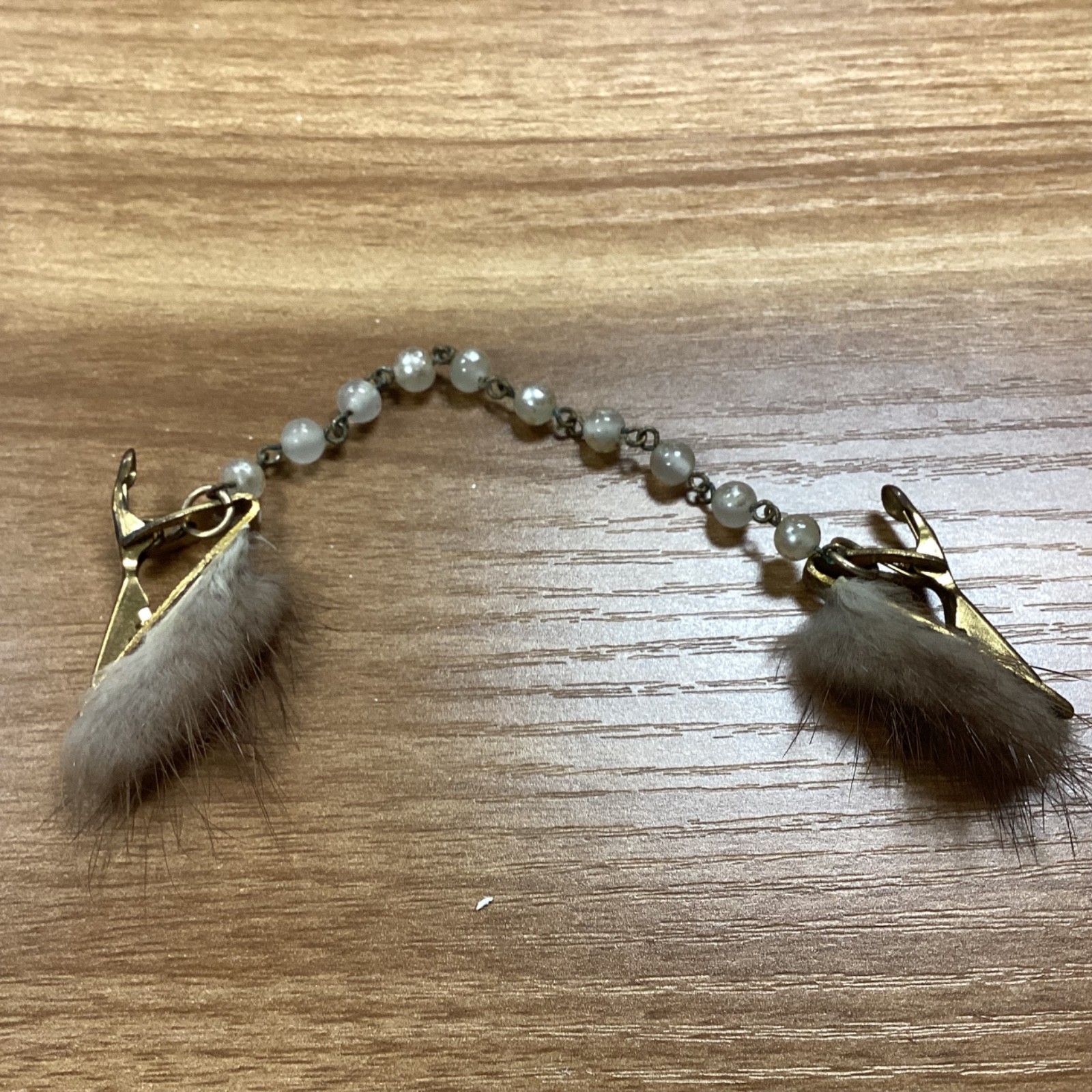 Mid-Century Mink Fur Sweater / Scarf Clips With Faux Pearl Connector, Vintage