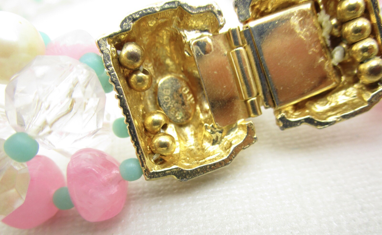 BEAUTIFUL GAY BOYER PASTEL GLASS BEAD 4 STRAND TORSADE CHOKER NECKLACE
