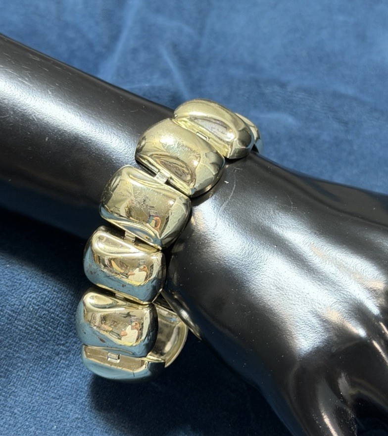 Vintage MCM Napier Dome Square Link Bracelet Mirror Finish Gold Tone Snap Close