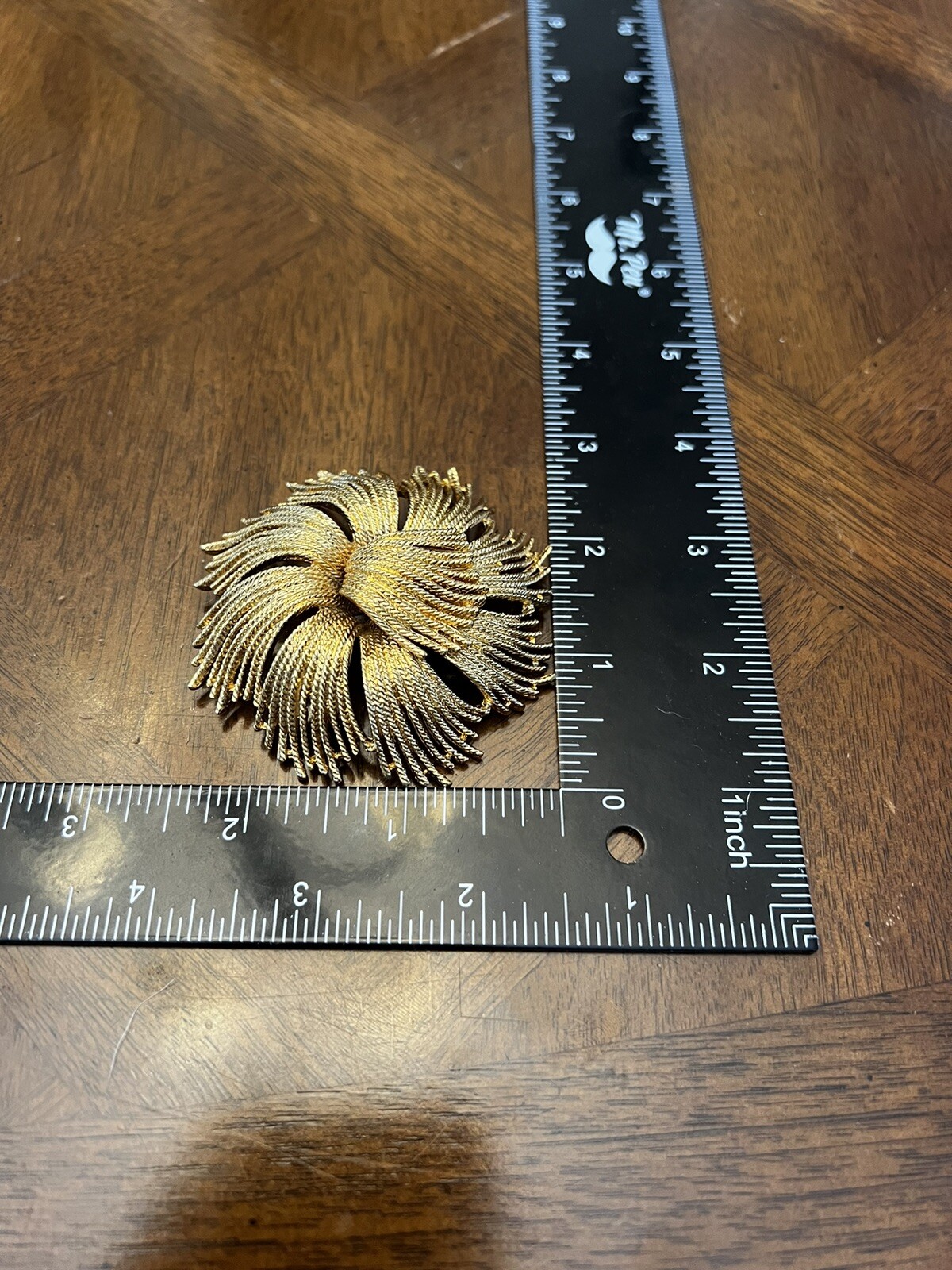 Vintage Monet Round Cluster Statement Brooch Textured Gold Tone Signed Nice!