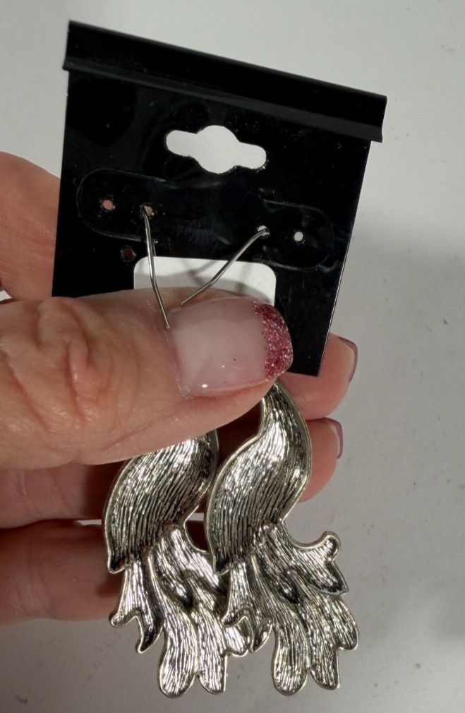 Dangle Drop Silver Tone Peacock Pierced Hook Earrings