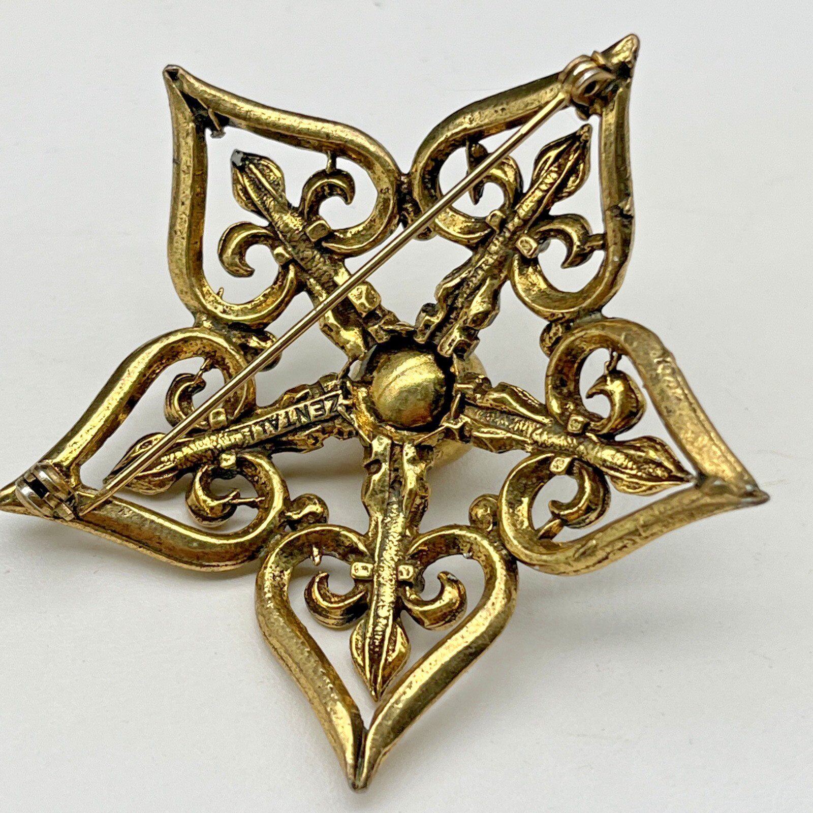 Vintage Large Domed ZENTALL Gold Tone Estate Brooch Star Spades or Hearts NICE!!