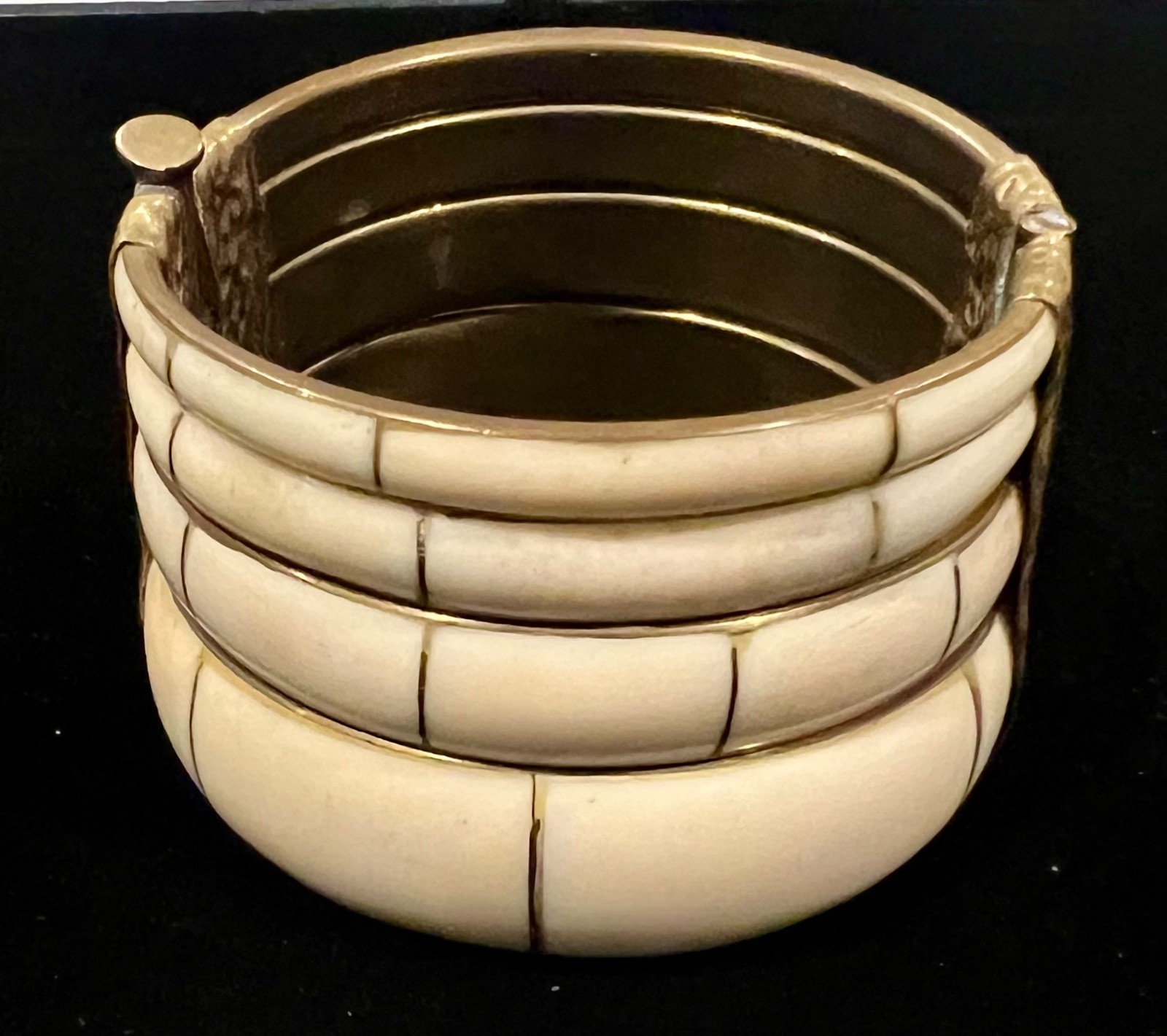 Vintage Wide Bovine Bone & Brass w/Pin Open Hinge Bangle Bracelet