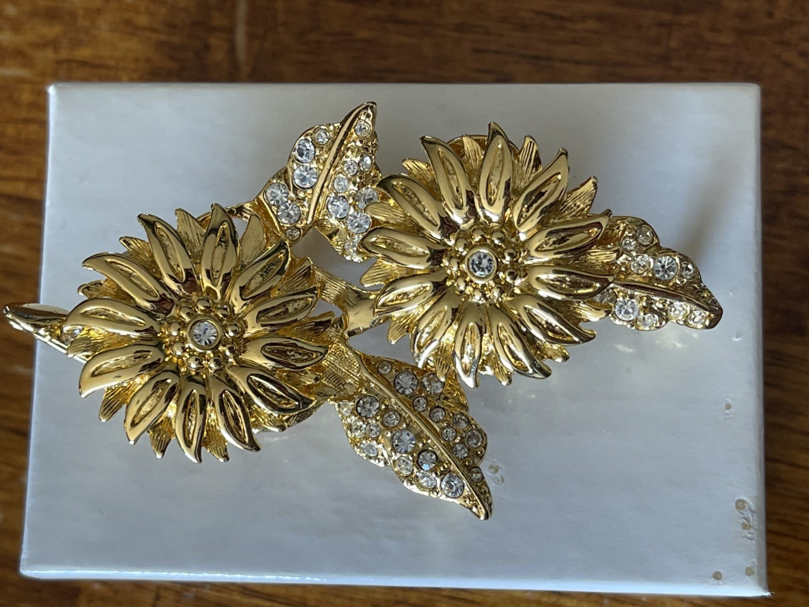 Vtg Joan Rivers Convertible Brooch Clip Earrings Gold Tone Rhinestone Flowers
