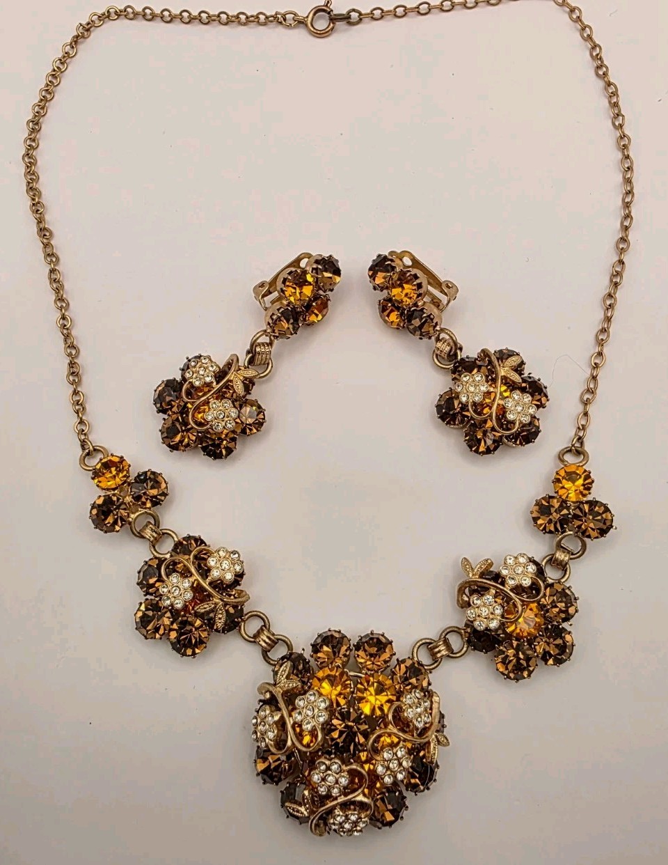 Vintage Unsigned Austria Shades Of Topaz & Crystal W/Floral Overlay Dangle Set
