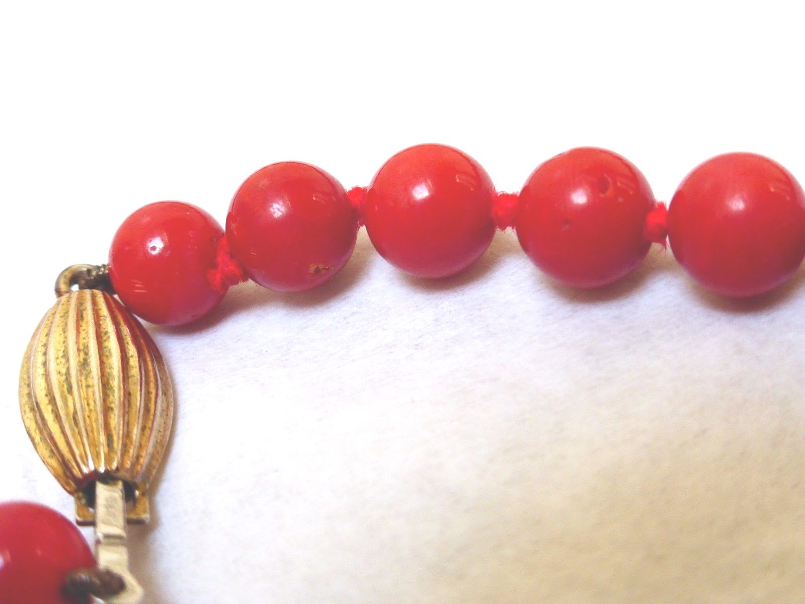 VINTAGE ITALY BLOOD RED CORAL 8mm BEAD NECKLACE 39 GRAMS 21″ UNDYED