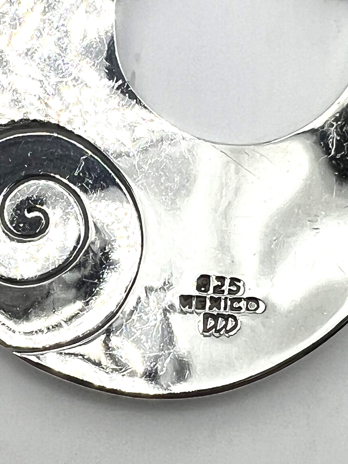 DDD Dominique Dinouart modernist pendant 925 Sterling silver necklace 18″L chain