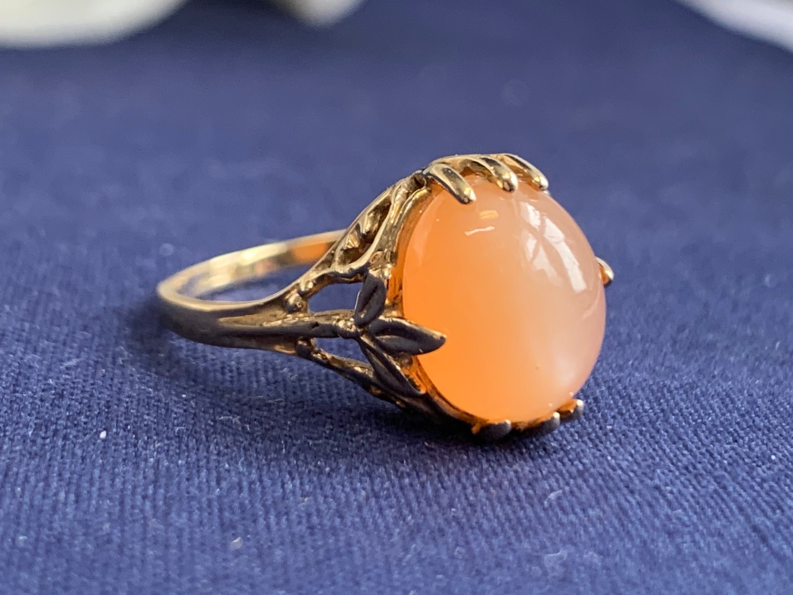 Vtg 10K Yellow Gold Ring 2.82g Fine Jewelry Size 7 Band Peach Color Stone *READ*