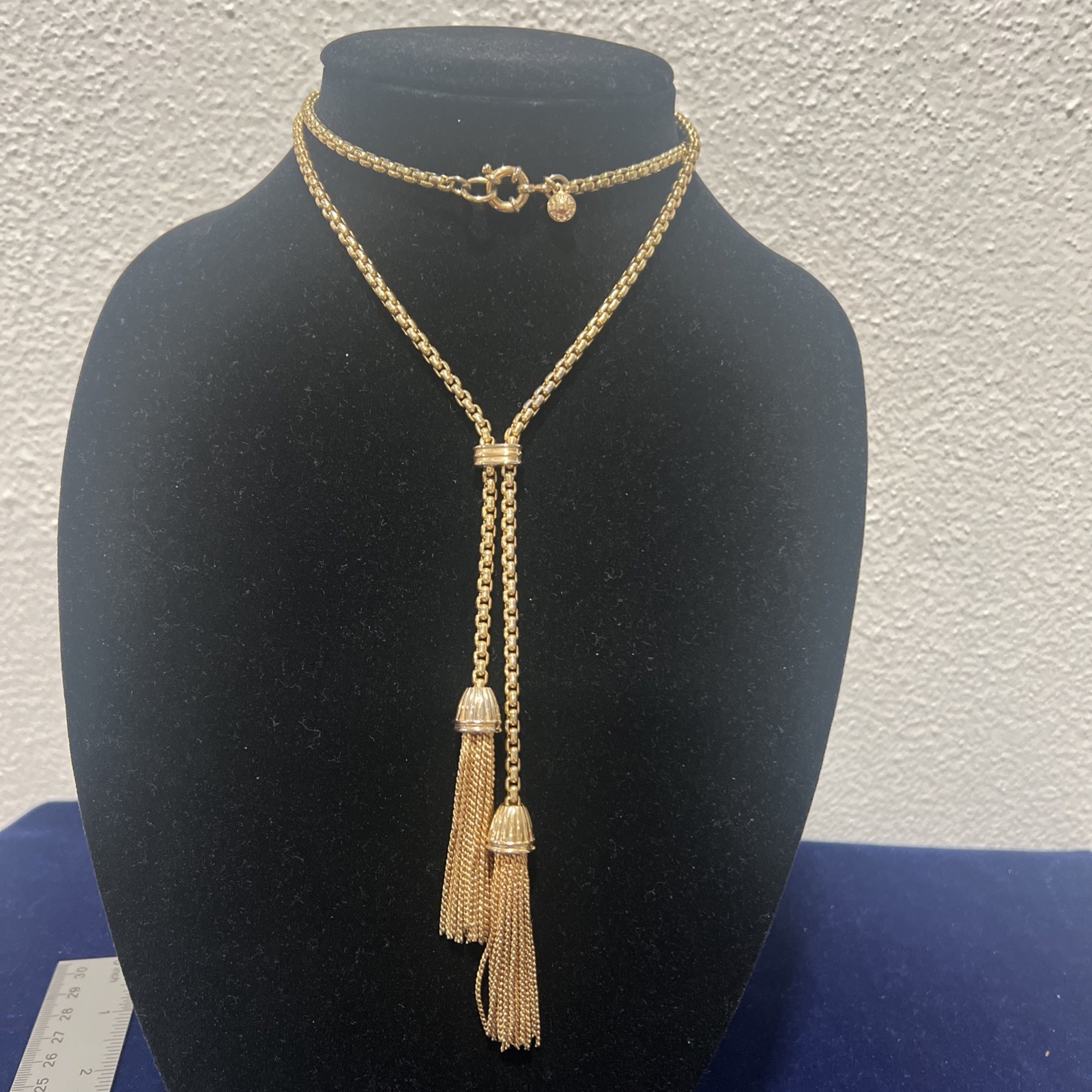 Vtg J Crew 40″ Gold Tone Ladies Tassell Necklace Popcorn Chain Style