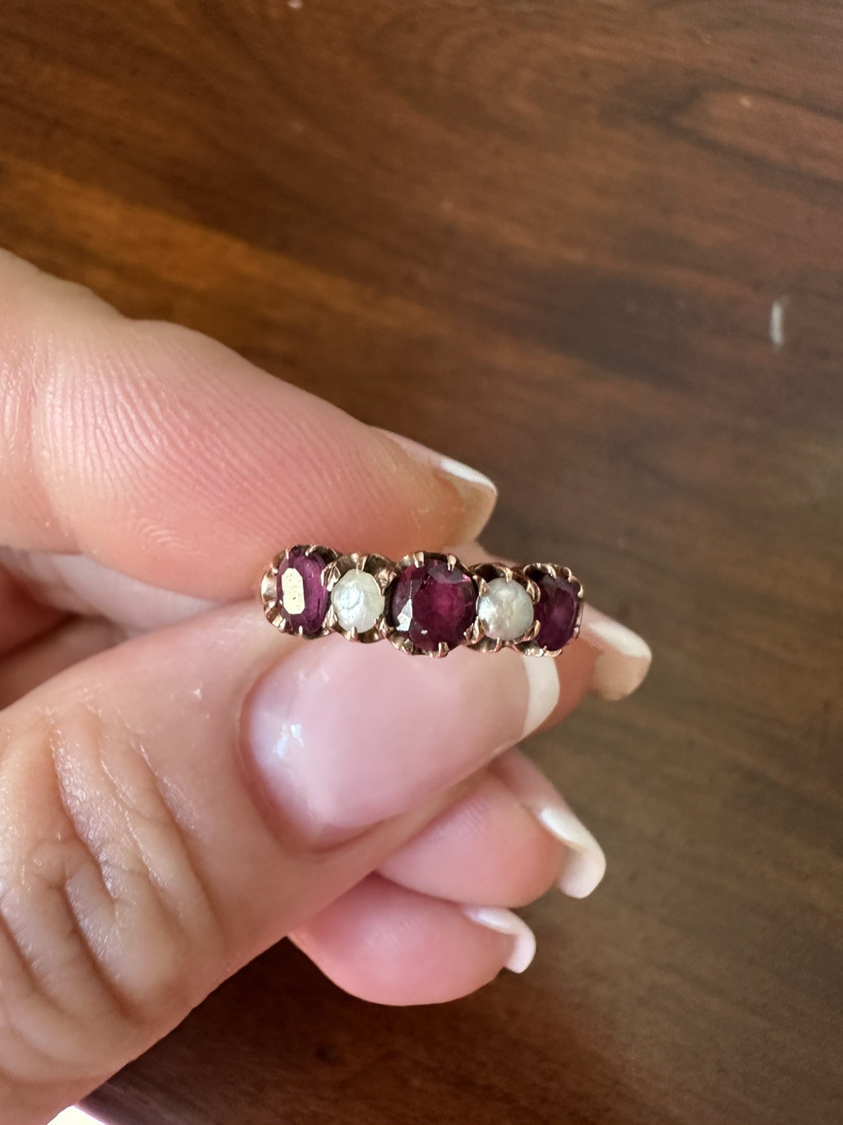 💎 Antique Edwardian 18K Ruby & Pearl Five-Stone Pinky Ring – Size 4.25