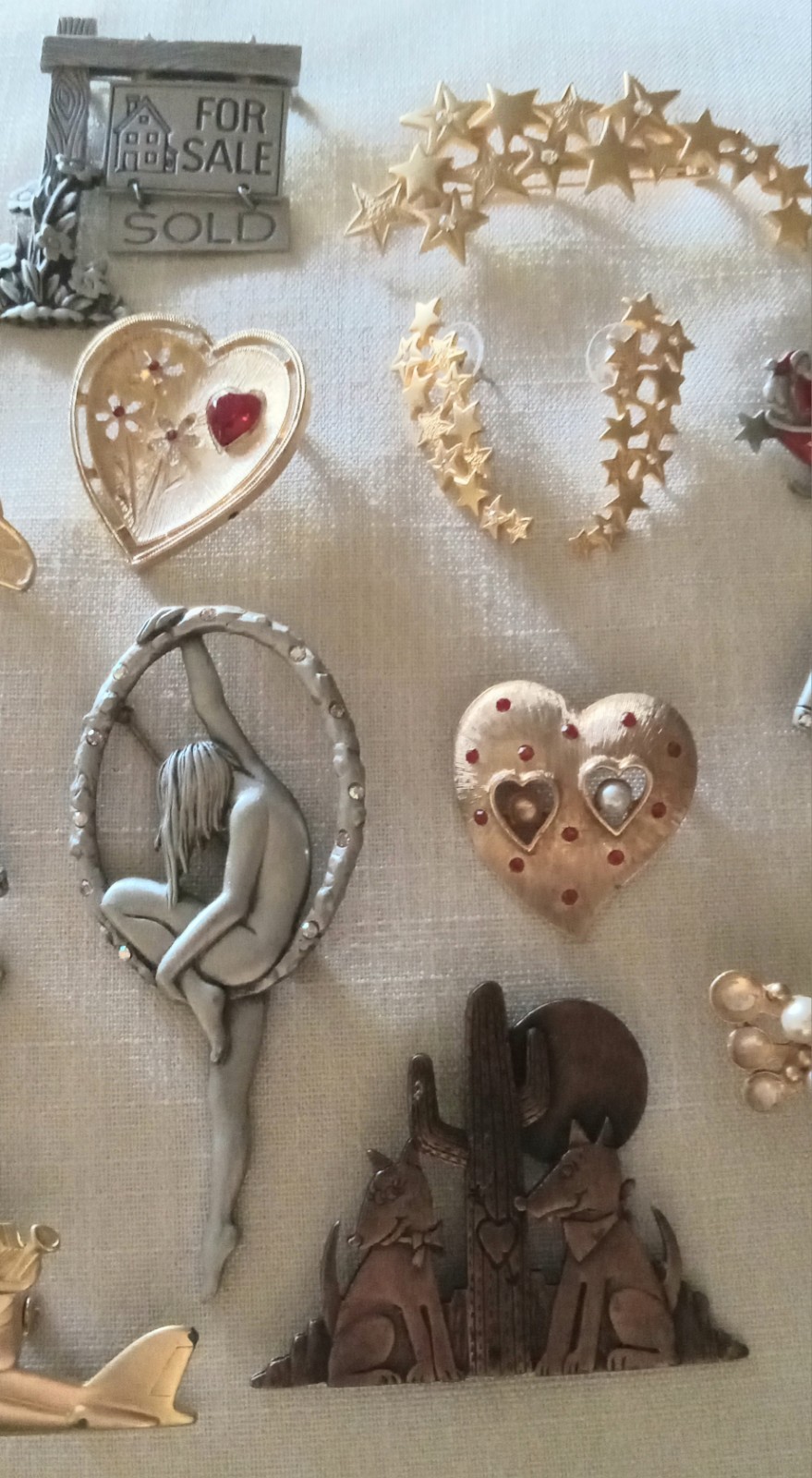 15 Pc Lot J.J. Jonette Brooches 3pc set Bluebird Animals Santa Rhinestone Pearl