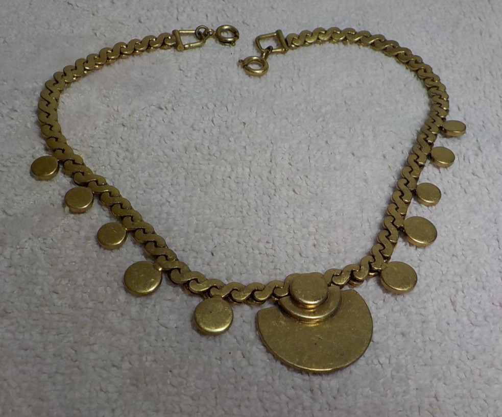 GOLDTONE FLAT S LINK CHAIN CHOKER W/LAYERED COIN DISK PENDANT & COIN ACCENTS