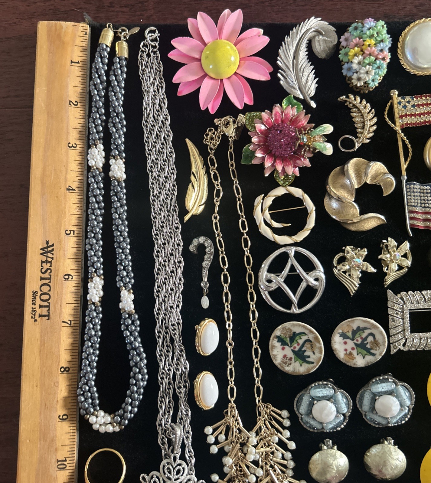 66 Vintage lot jewelry unbranded wearable Trifari Monet Coro Marian Haskell Sty