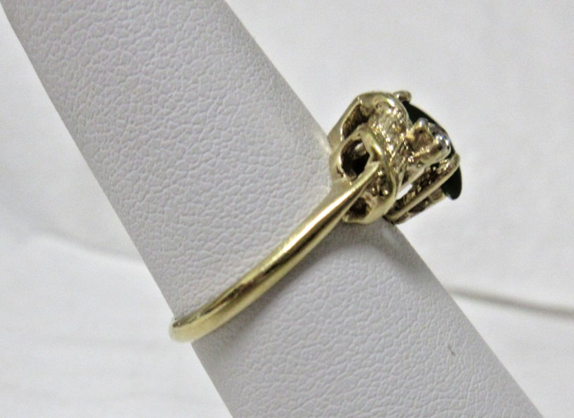 Vintage 18k HGE Jade and Cubic Zirconia Ring Size 6 3/4