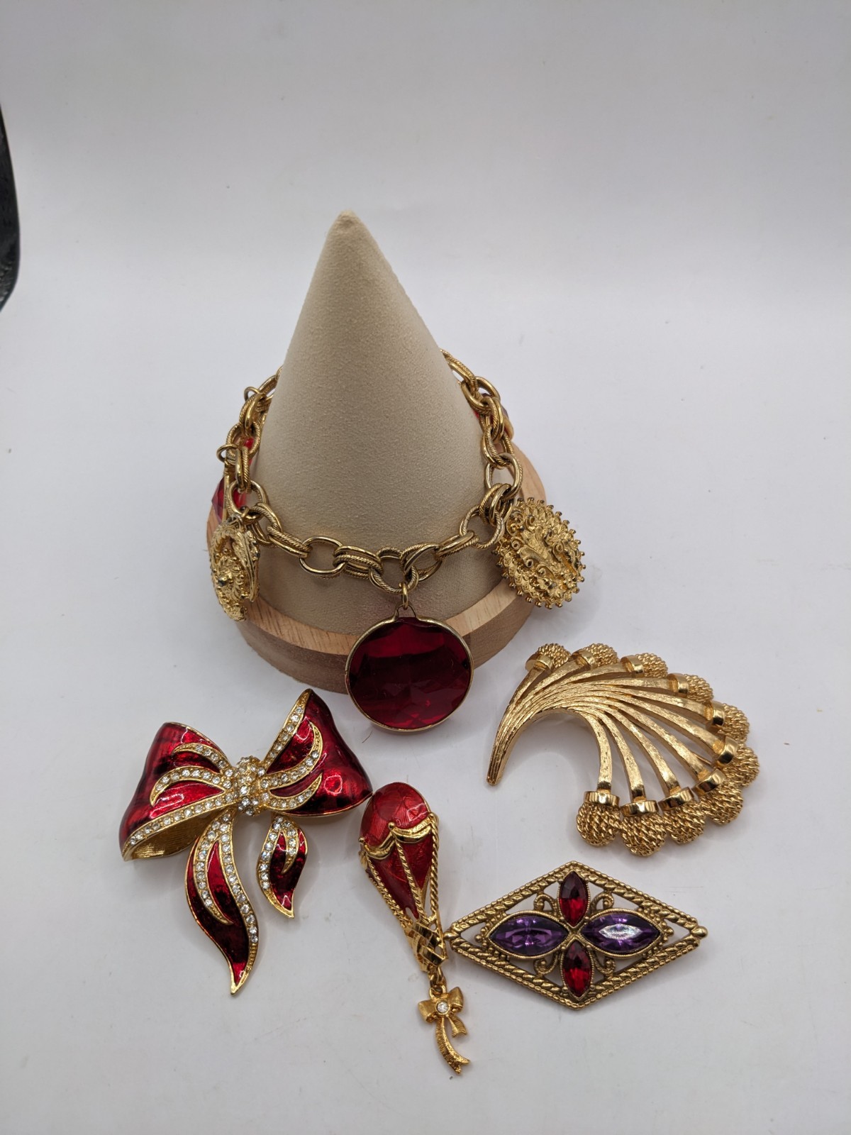 Vintage Jewlery Lot, Charm Bracelet, Brooches,Pin Gold Tone Red, Monet,Granland
