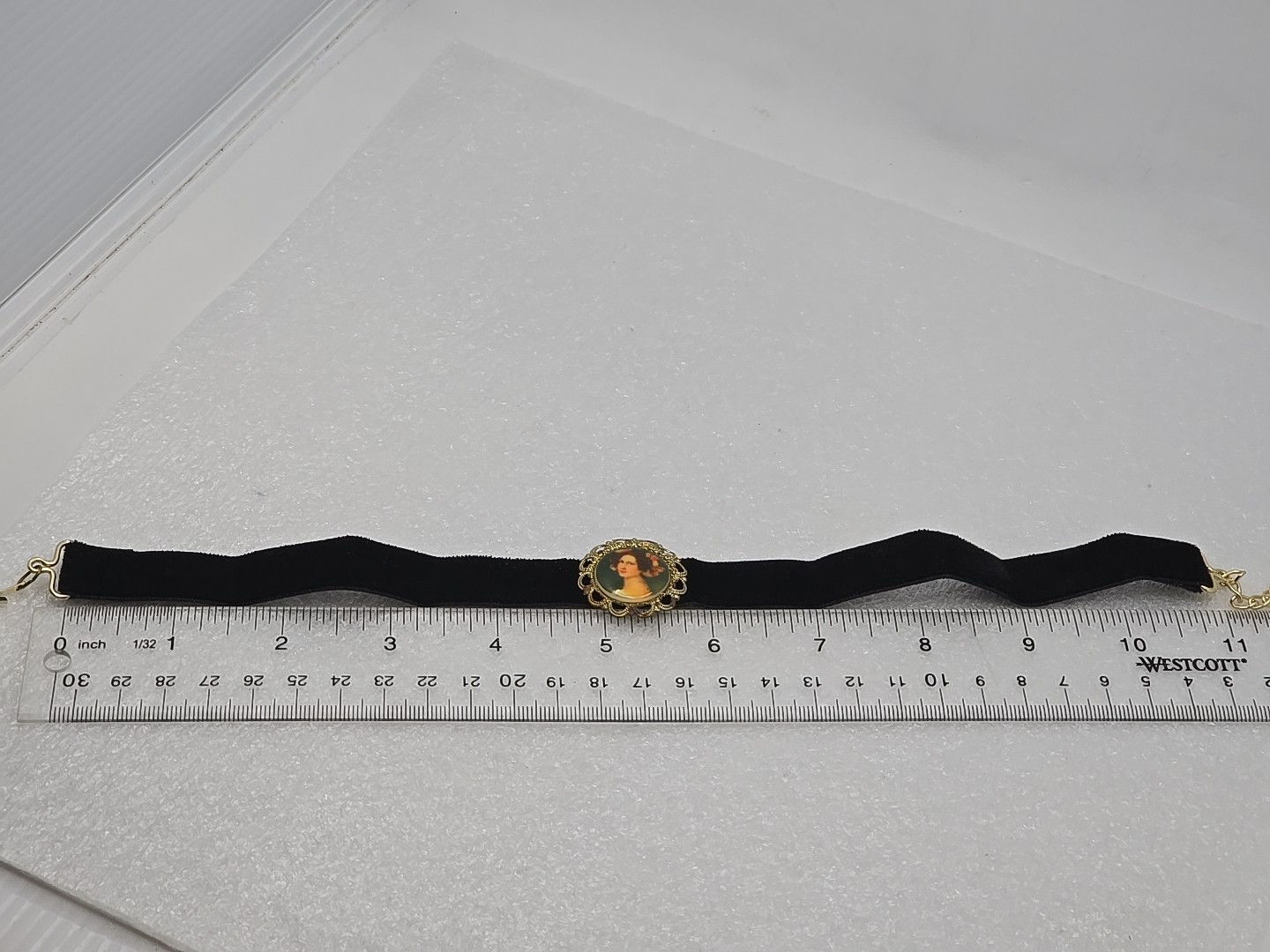 Vintage ART Portrait Cameo Black Velvet Choker Victorian Style W Germany