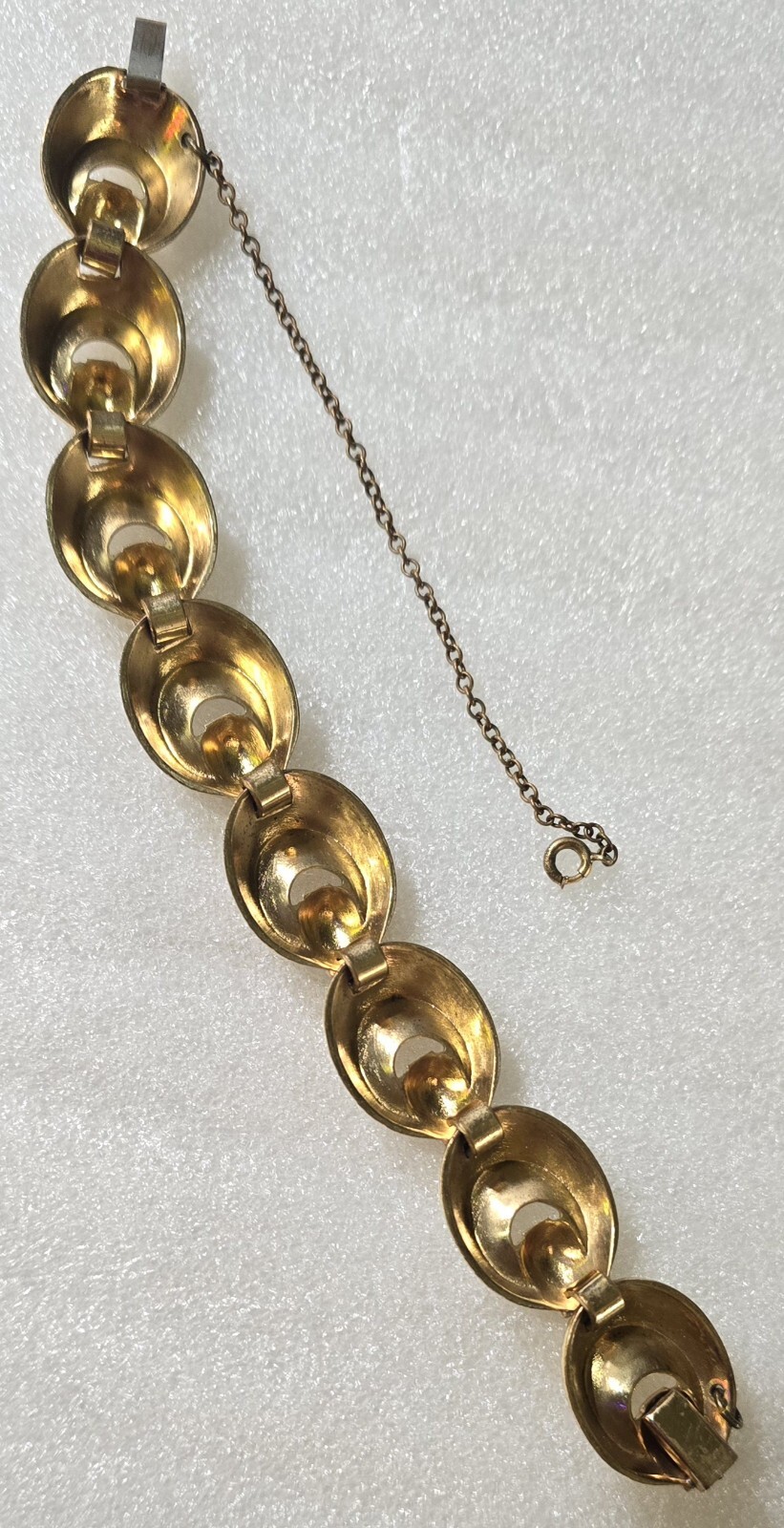 Antique Vintage Brass GF Dimensional Scallop Link Hidden Clasp Bracelet