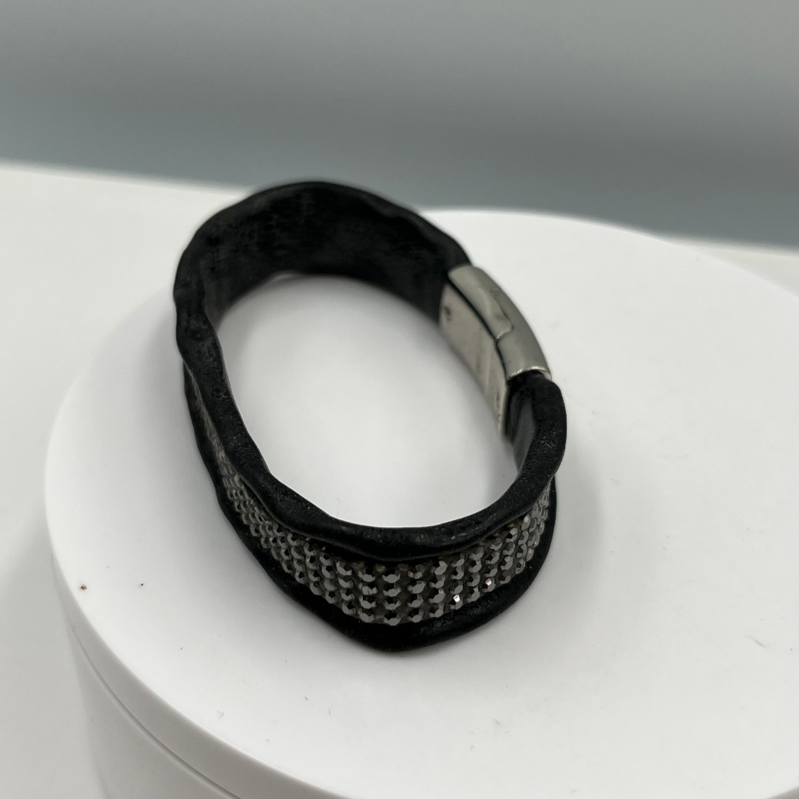 Vintage Black Leather Rhinestone Bracelet Magnetic Clasp Sparkle Cuff Cassic