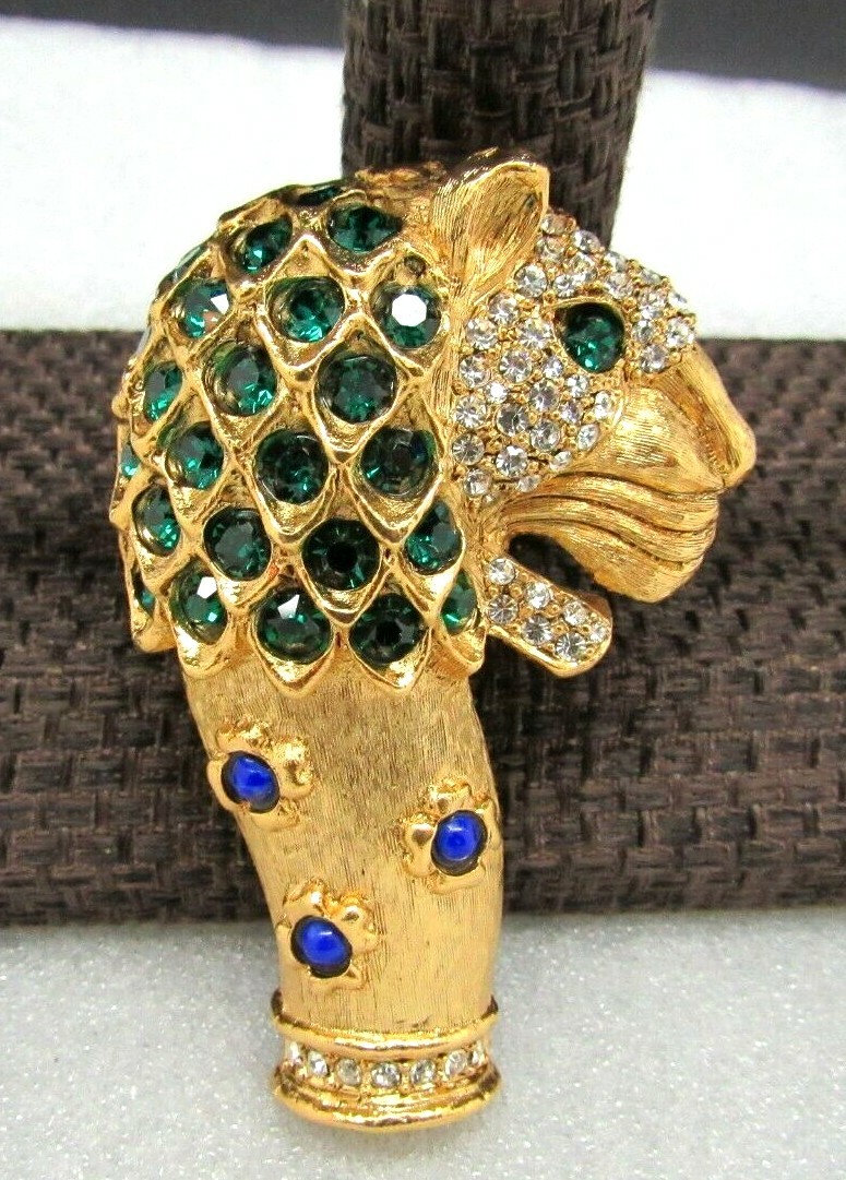 KENNETH J LANE BLUE LAPIS CABOCHON EMERALD CRYSTAL LION MANE BROOCH PIN MADE USA