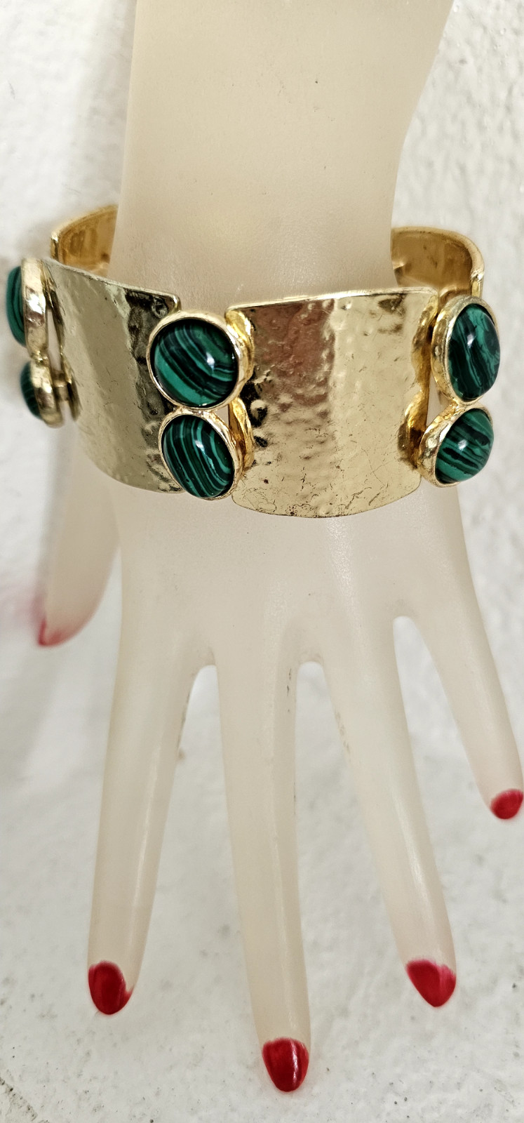 FASHION Jewelry necklace & bracelet gold tone metal green stones Unique Statemen