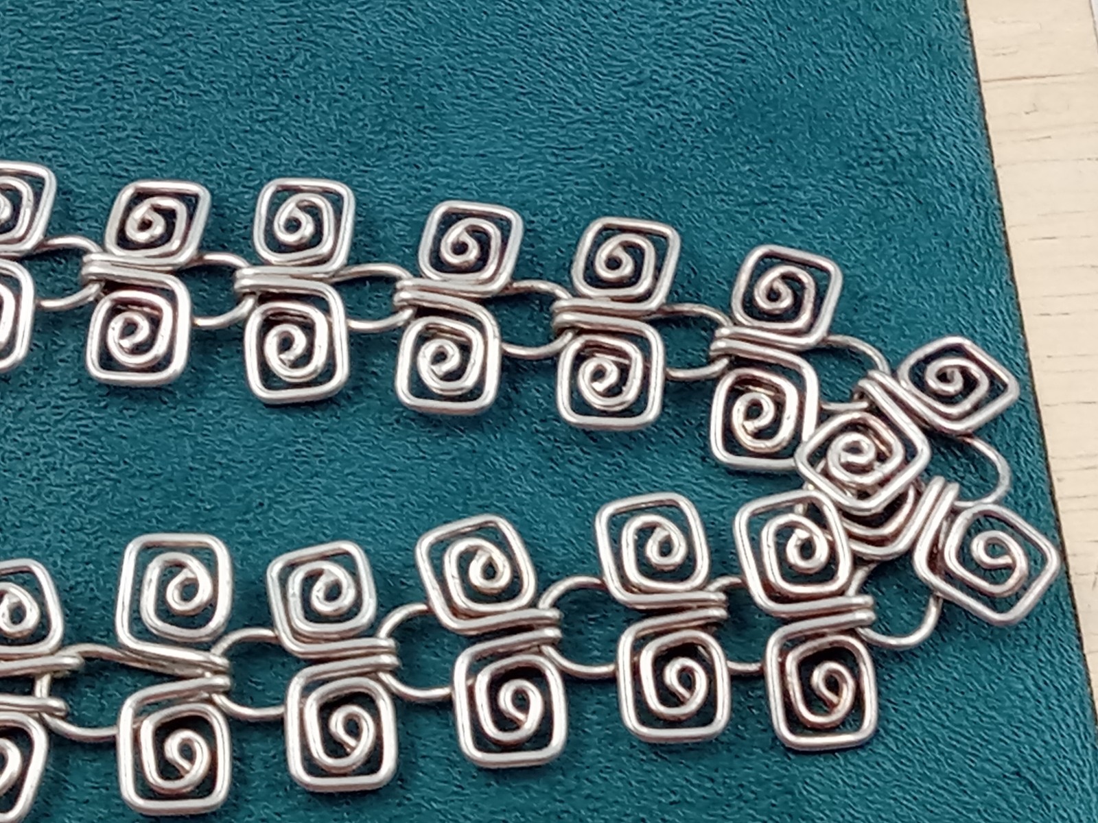 16.5″ Artisan Greek key Design Sterling Silver Necklace w. Hook Clasp – 40 grams