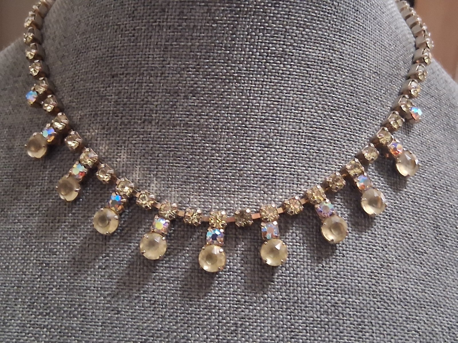 Frosted yellow jonquil crystal, faceted yellow rhinestone necklace w/aurora AB