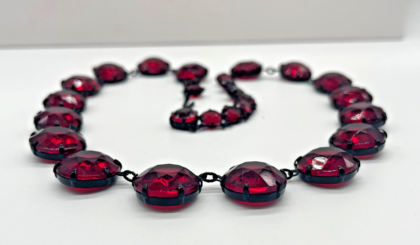 VTG Art Deco Japanned Ruby Red Riviere Collar Necklace