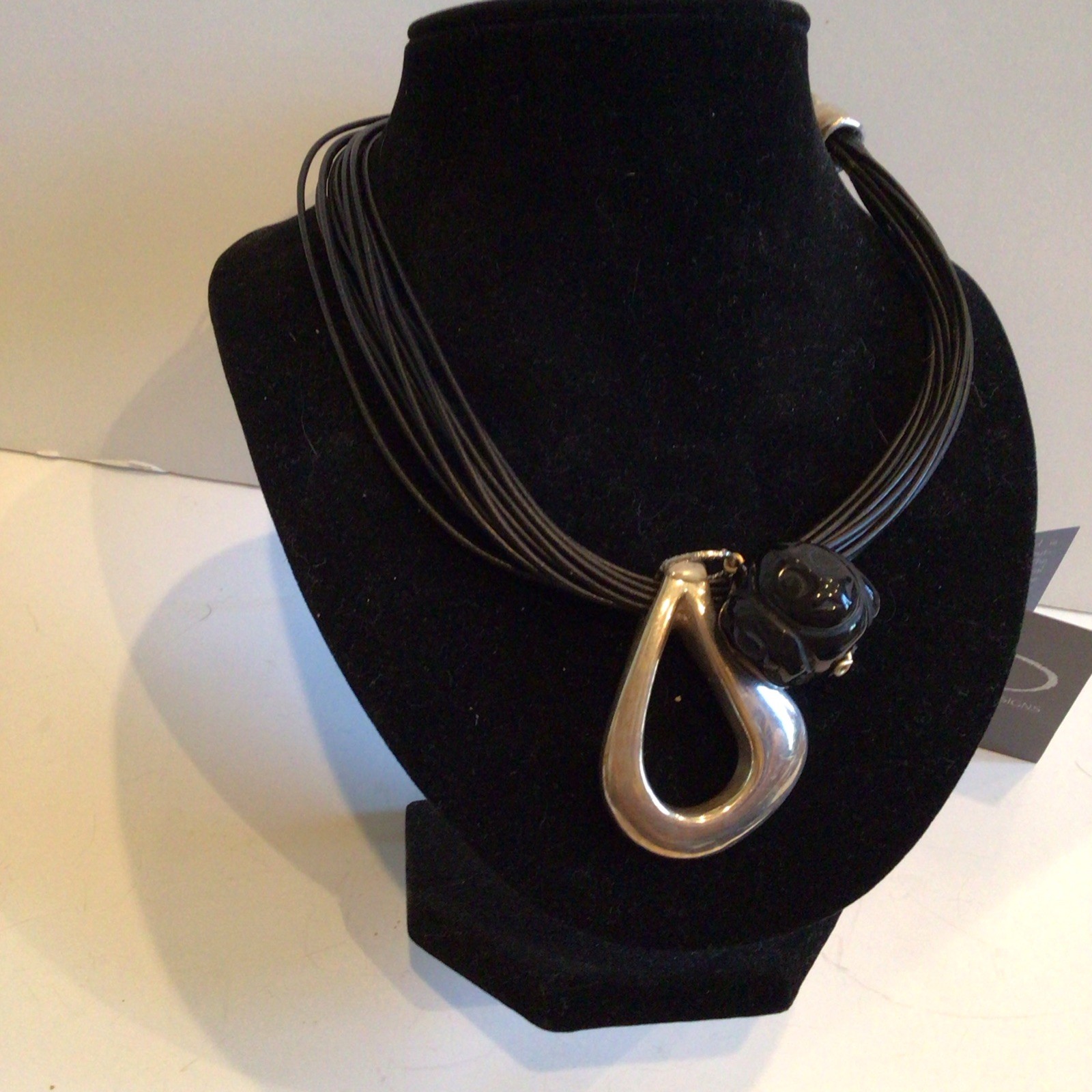 SPECIAL SEBBAG VON MUSULIN NECKLACE STERLING PENDANTS HUGE BLACK CUT BEAD LOVELY