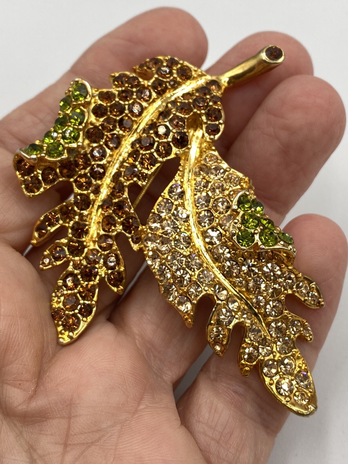 Brooch Kenneth J Lane KJL Signed Leaf Leaves Rhinestones Gold Tone With Box NICE