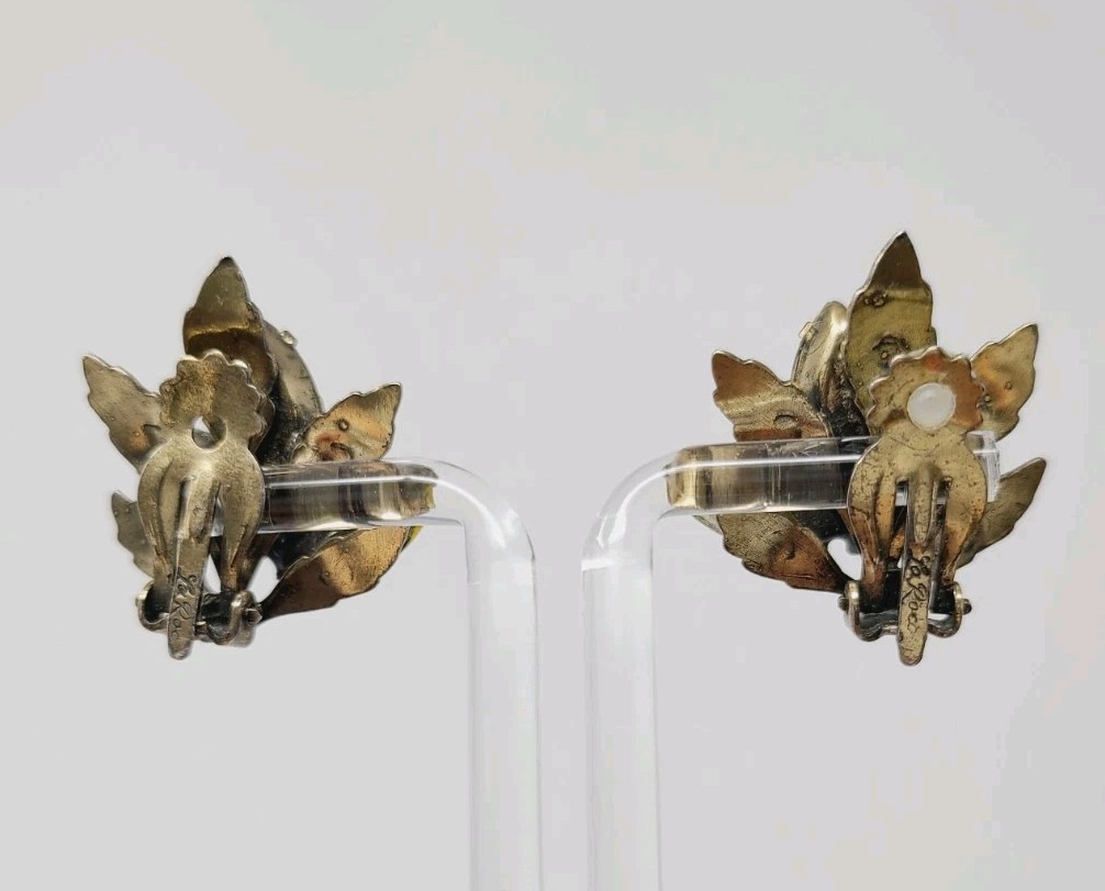 Vintage La Roco Green Yellow Rhinestone Gold Tone Earrings Clip Marquise Leaves
