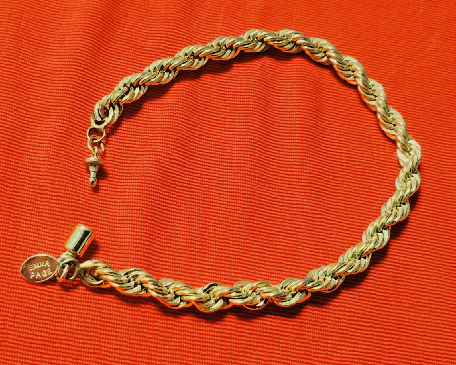 Mixed Lot 5 Pieces * Monet * Avon * Emma Paige *2 Neck*2 Sets of ER*1 Bracelet