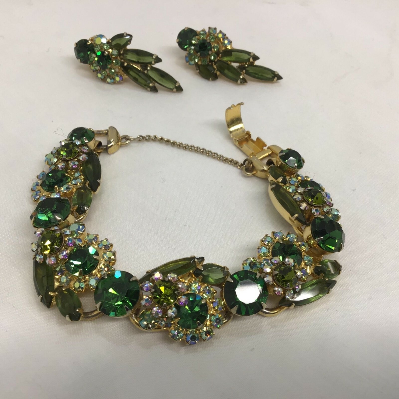 Juliana D&E Vtg 1950s Emerald Green Rhinestone Bracelet & Earrings Set