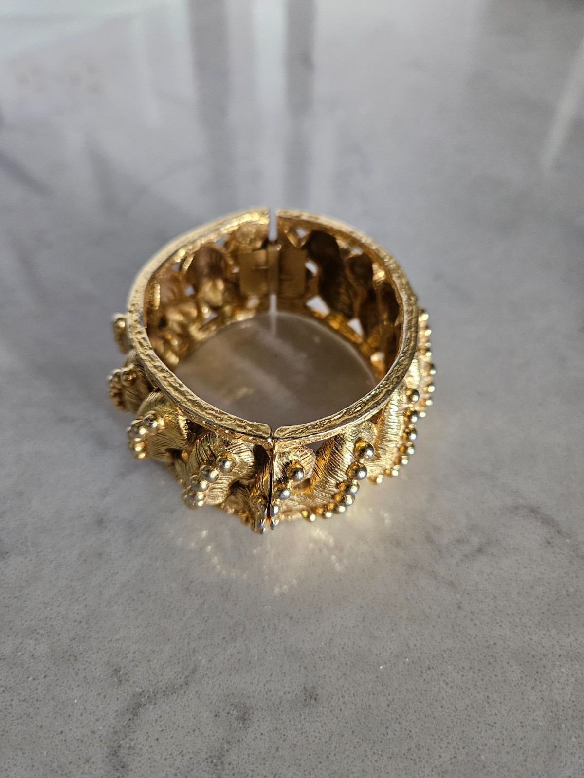 RARE AND VINTAGE KENNETH LANE GOLD BEADED SWIRLS HINGED CUFF BRACELET