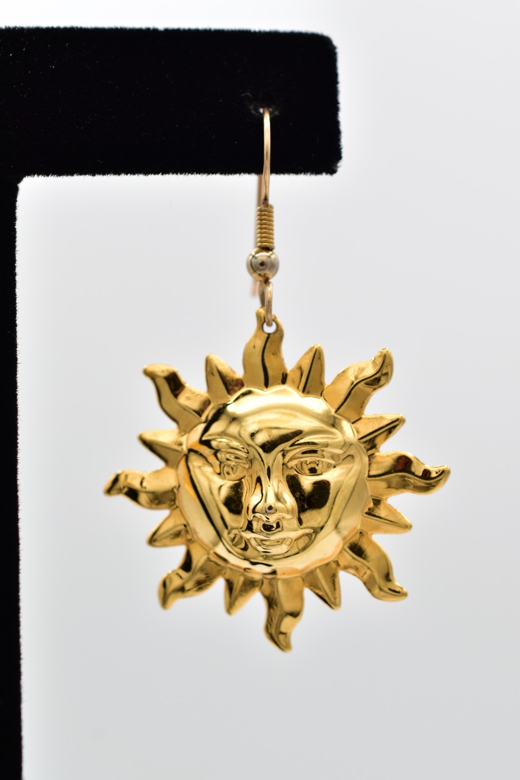 Vintage Gold Sun Face Dangle Earrings Celestial Drop Pierced Shiny 1980s BinAO