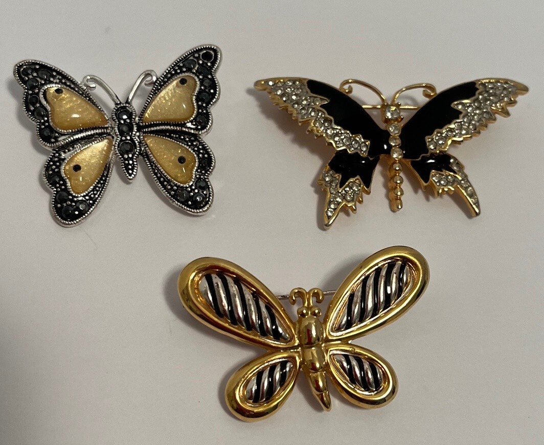 Butterfly Costume Jewelry Enamel Rhinestones Brooches Qty 8 Excellent