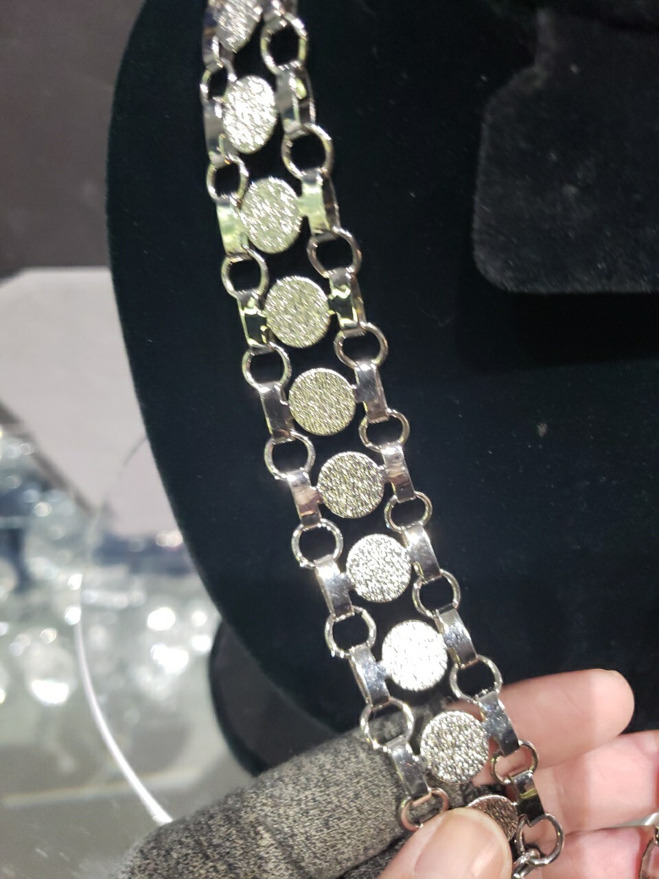 Adjustable Metal Link Belt Chain vtg 1970 Sarah Coventry silver disc coin