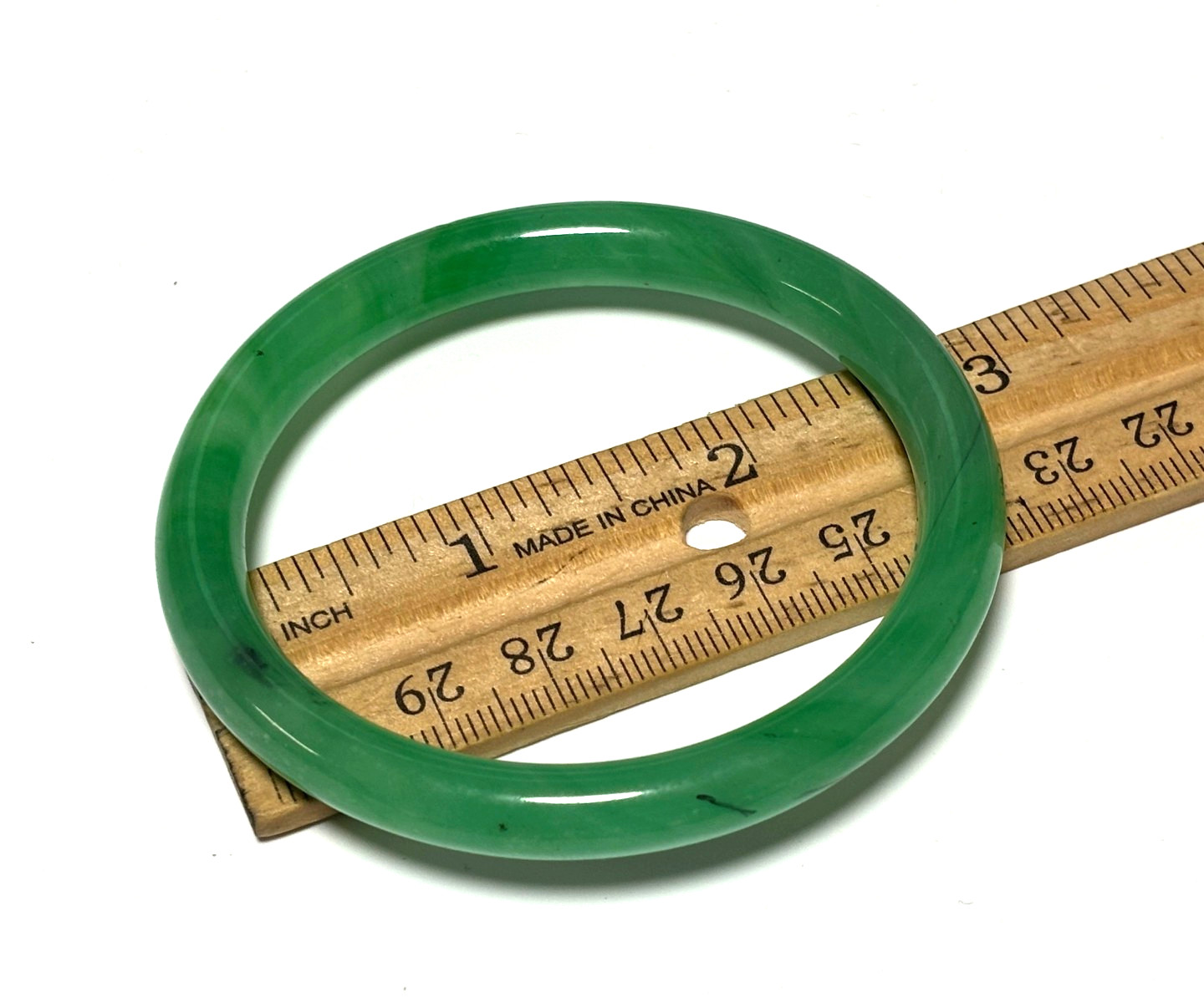 Vintage Faux Jade Green Glass Bangle Bracelet ~ 7.25in ~ 18.8g