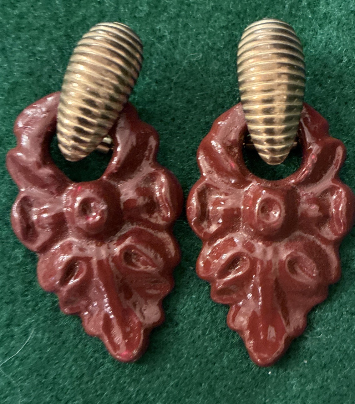 Vtg 60’s Brass Tone Post Doorknocker Multicolor Interchangeable Earrings 9 Sets