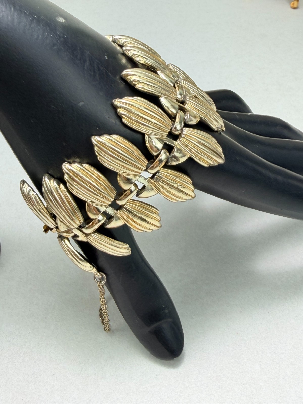 Signed CORO BRACELET Vintage Panel Link Gold Tone Fold Over Clasp Safety Chain