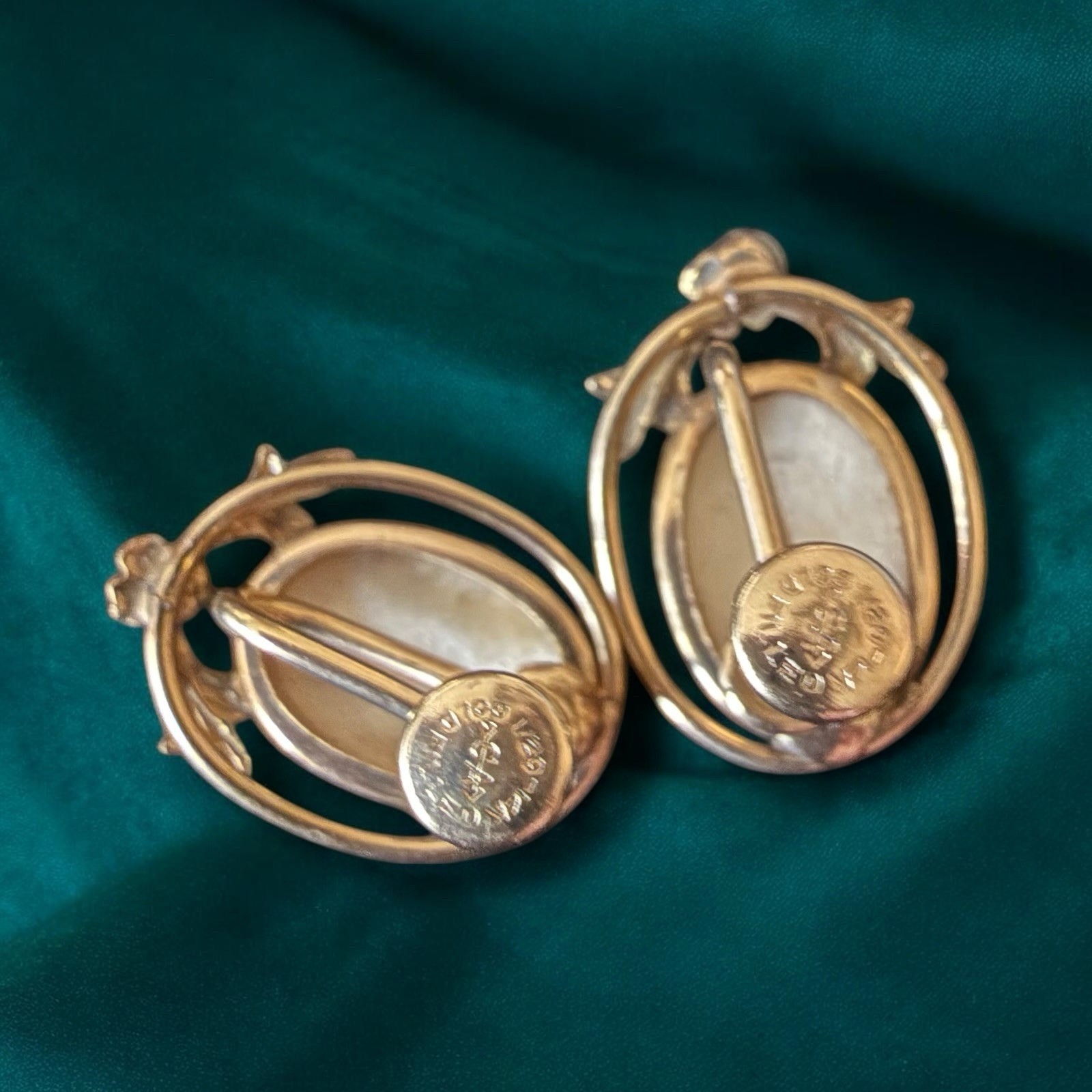 Signed Carl-Art Portrait Earrings 12K Gold Filled Vintage Screw Back