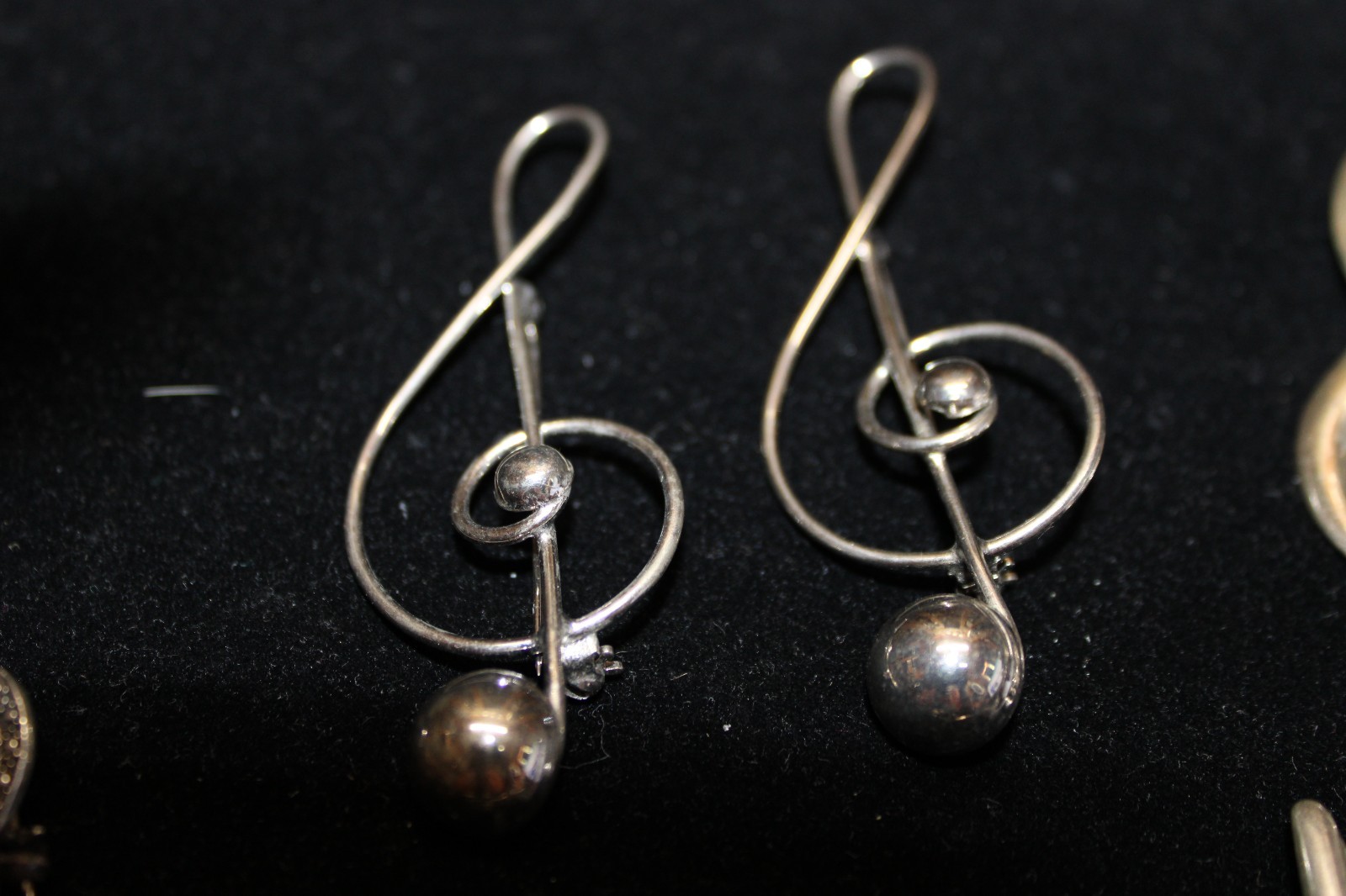 VTG (8) STERLING MUSICAL NOTES THEME PINS BROOCHES LOT LANG, BEAU, ETC. 36g