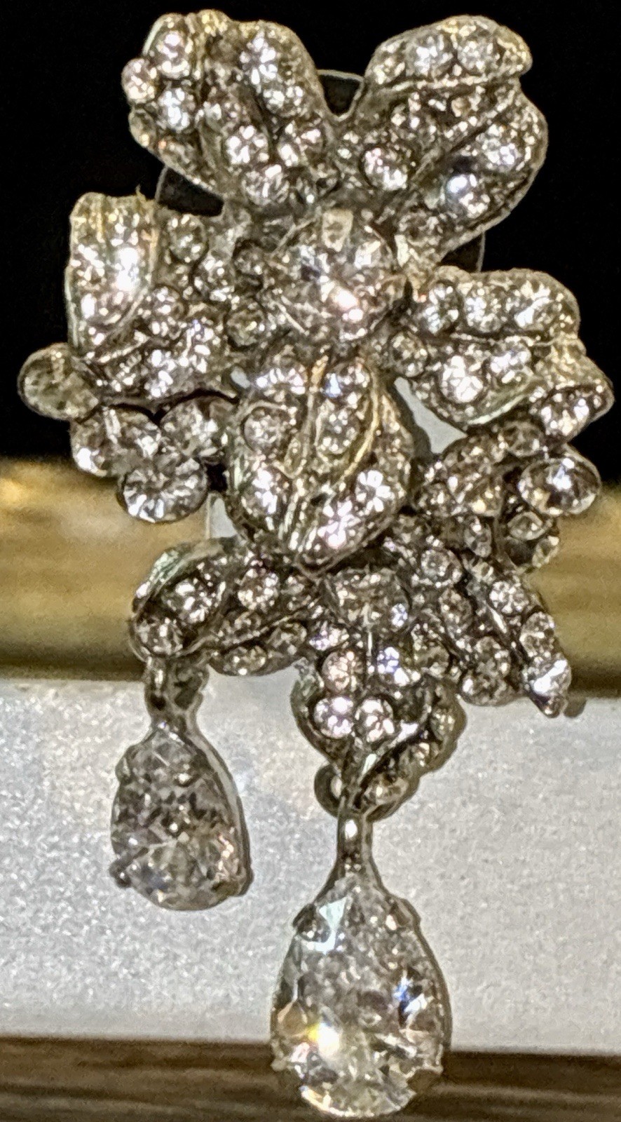 Amazing SIMAN TU Haute Couture Runway Floral Australian Crystal Earrings RARE ~