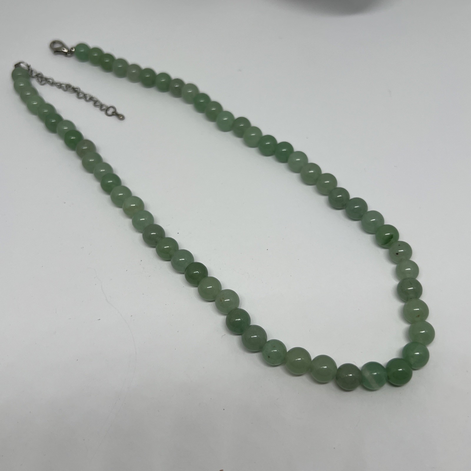 Vintage Natural Green Jade Jadeite Round Bead 20”-22” Necklace Silver Tone