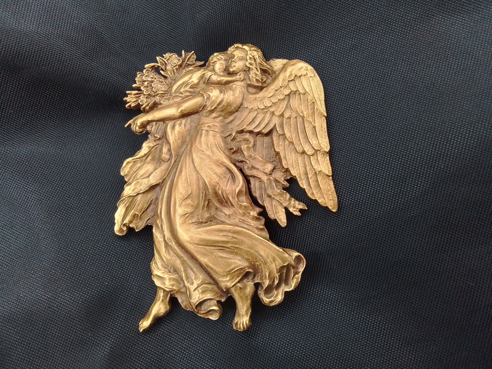 SPNEA SOCIETY MYSTICAL CREATURE GUARDIAN ANGEL BABY CHILD PROTECTOR CHRISTIANITY