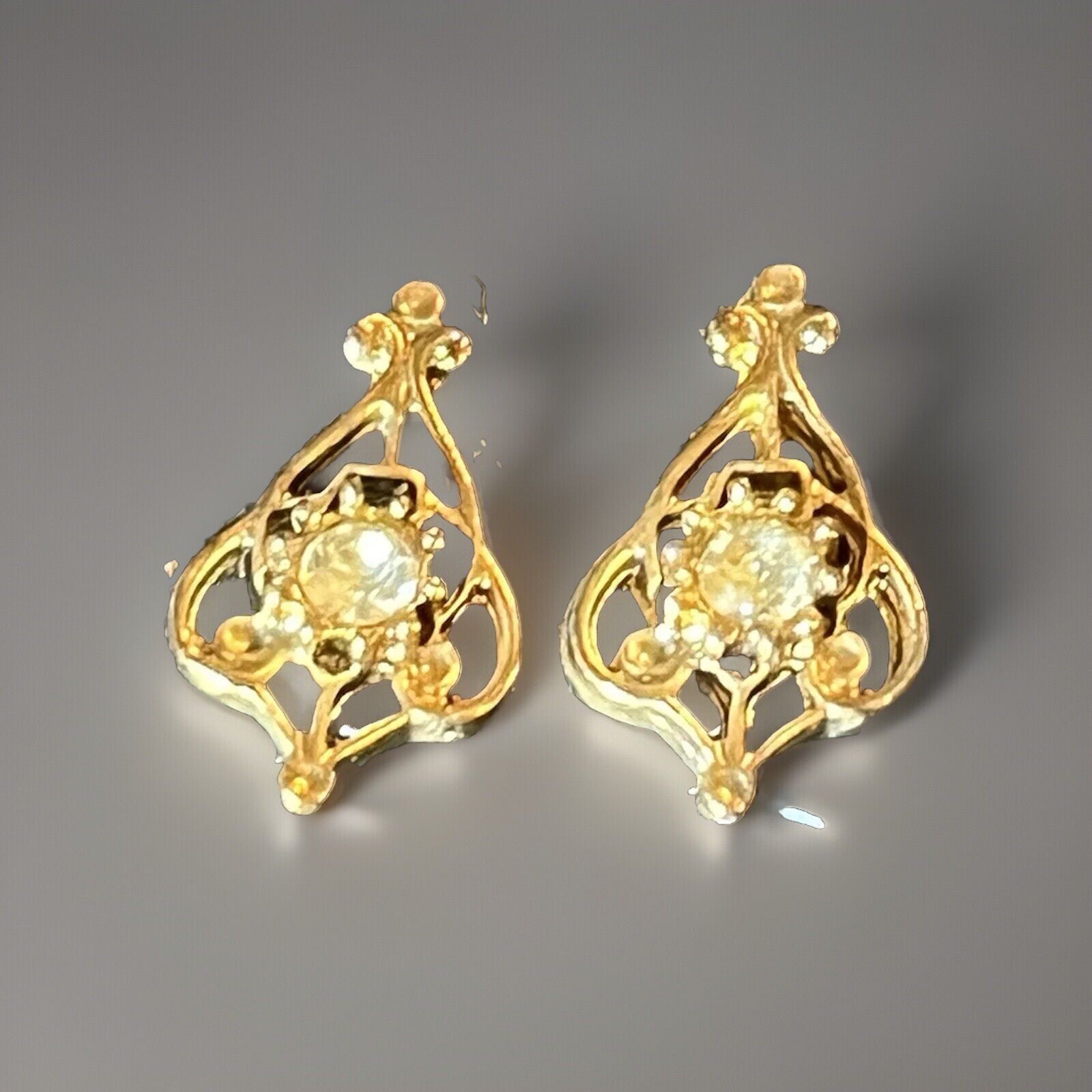 Pierced Earrings. Unknown Metal And Or Stones Gold Tone And Yellow Center Stone