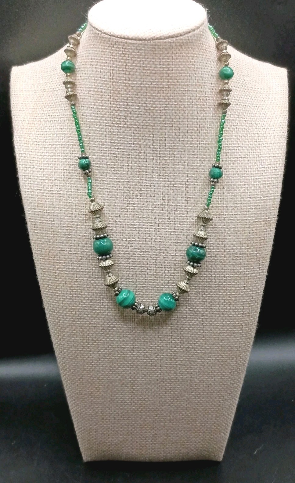 Vintage Green Malachite Beaded Necklace Southwestern Silver Tone Bicone Mexico