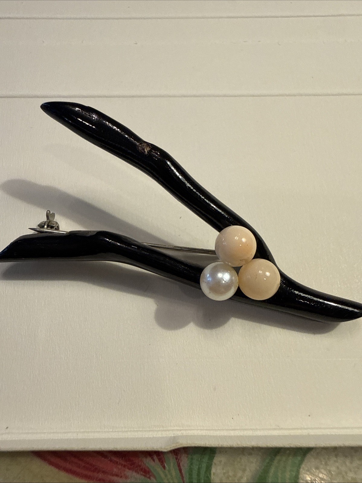 Natural BLACK BRANCH CORAL Brooch Pin with White Pearl & Coral 2.5″