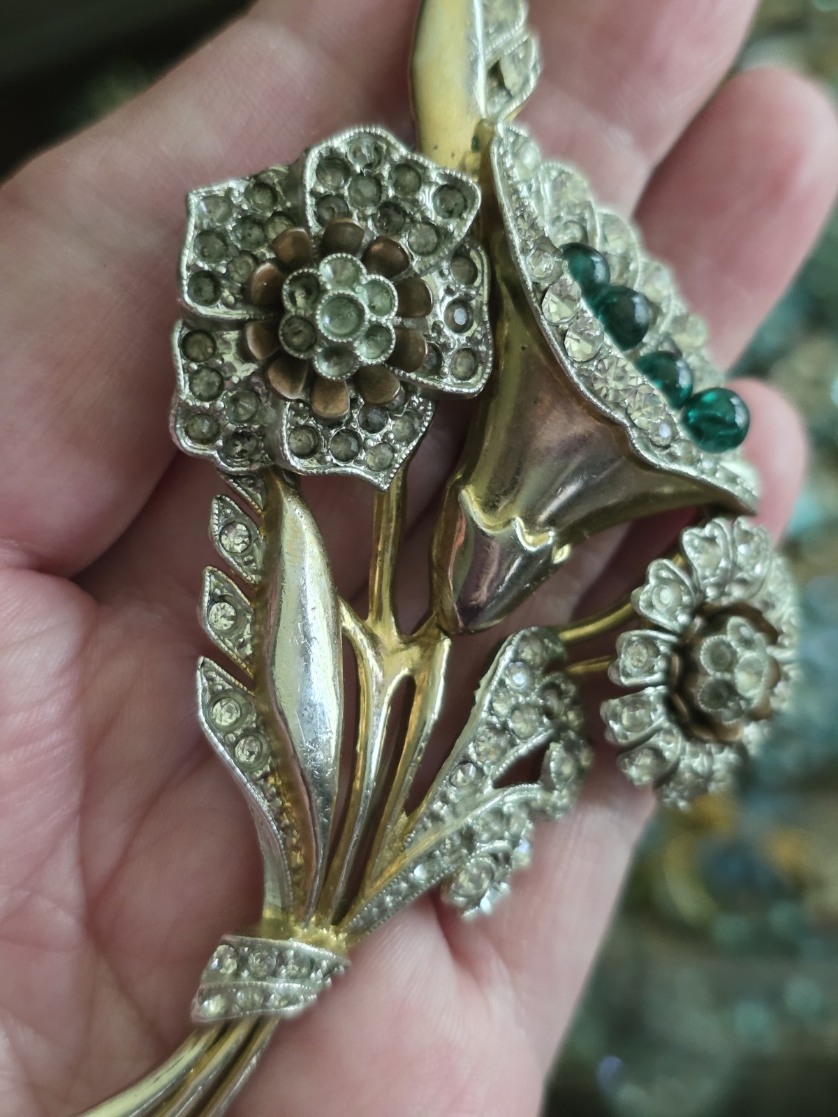 Goldtone Floral Rhinestone Deco Era Brooch Glass Bead Stamen