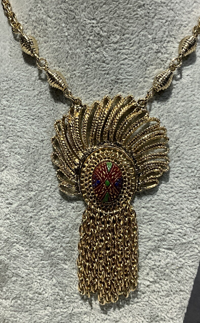 Vintage 1970’s Gold Tone Chunky 21” Statement Necklace